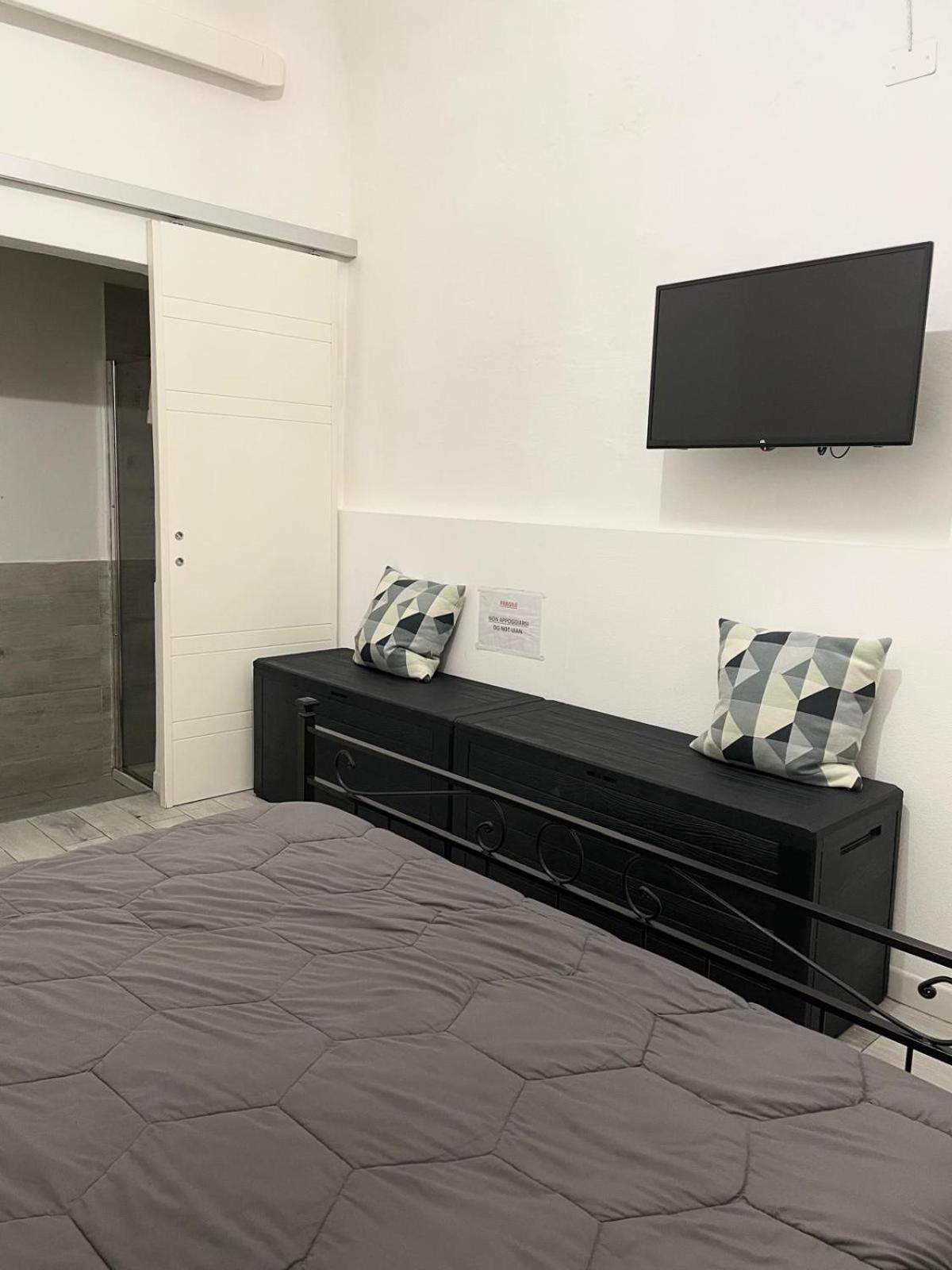 N° 1 Flat Airport Apartment Pisa Exterior photo